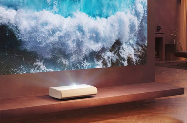 Short-Throw Projector